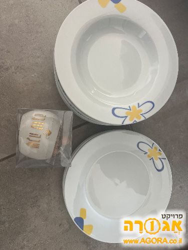סט צלחות