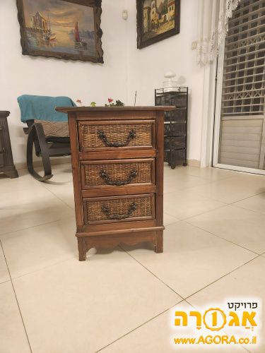 שידת מגירות