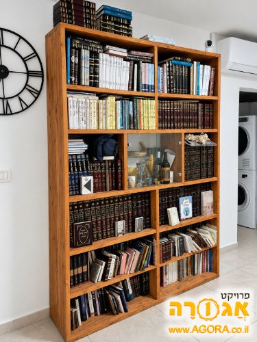 ספרייה מעץ מלא