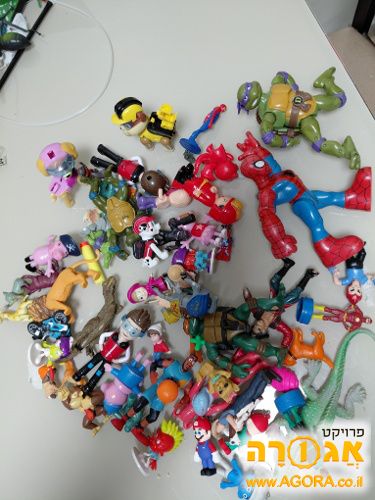 אוסף דמויות