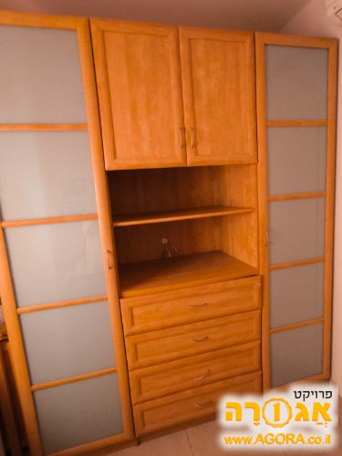 ארון 2 דלתות ומגירות
