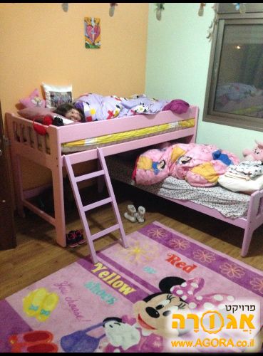 מיטת קומותיים מעץ מלא + מזרנים