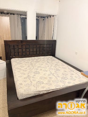 בסיס מיטה ומזרון