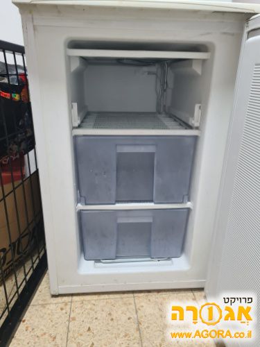 מקפיא קטן