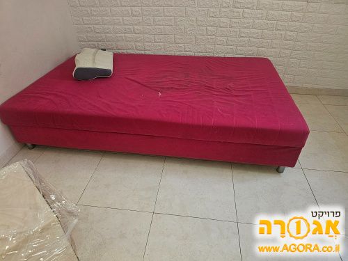 מיטת נוער