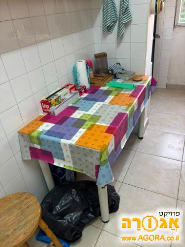 שולחן למטבח או לא למטבח