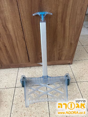עגלה לתיק בית ספר