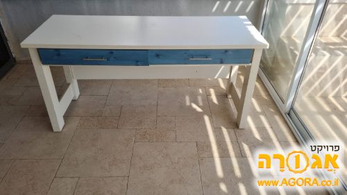 שולחן כתיבה