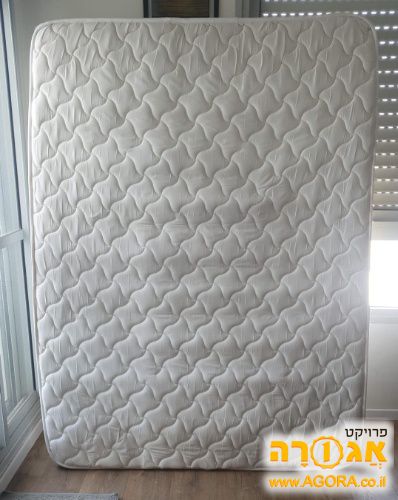 מזרן זוגי 140X190 כחדש