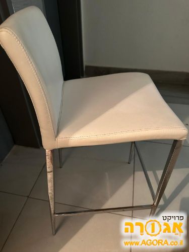 כסאות בר