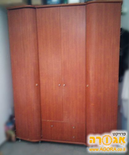ארון 4 דלתות