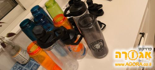 בקבוקי camelbak