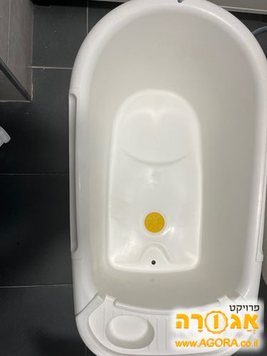 אמבטיה לתינוק