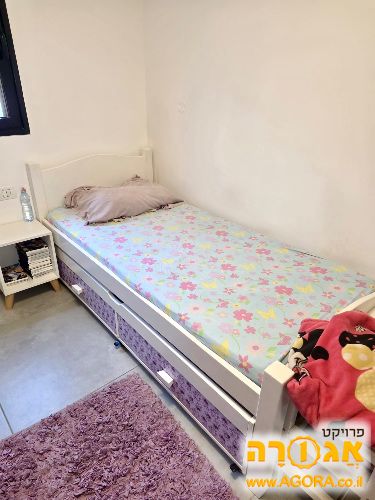 מיטת ילדים עצמלא
