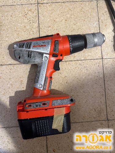 מקדחה/מברגה בלק אנד דאקר ללא סוללה
