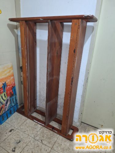 כוננית