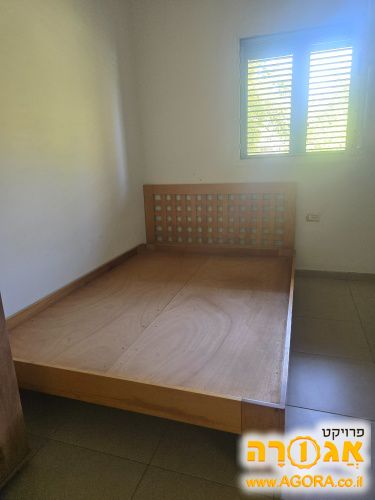 מיטה זוגית