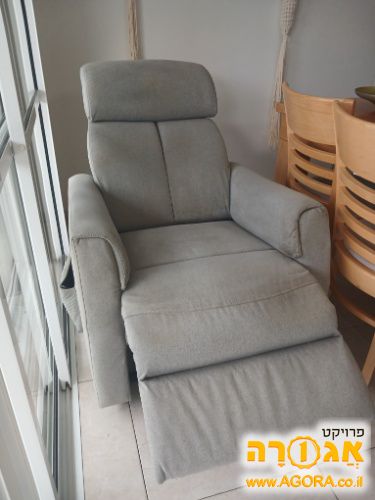 ספת קימה חשמלית