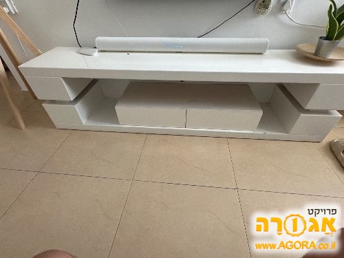 מזנון +שולחן לסלון