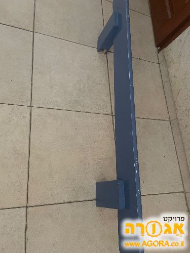 מעקה למיטת מעבר