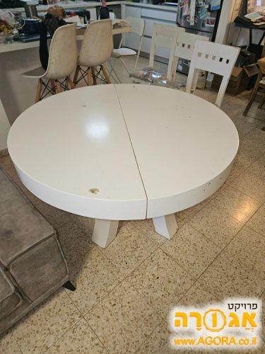 שולחן פינת אוכל