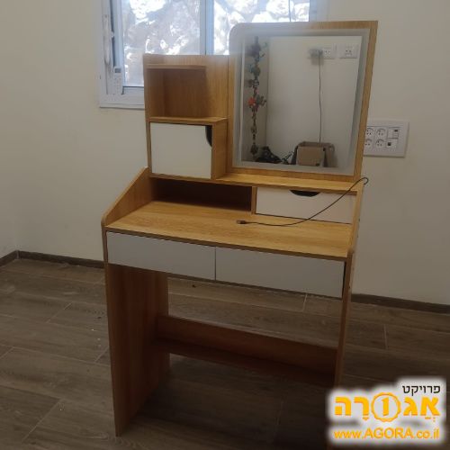 מכתבה/שולחן איפור לנערה