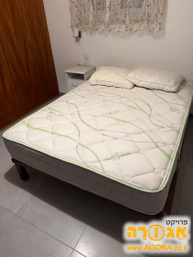 מיטה זוגית