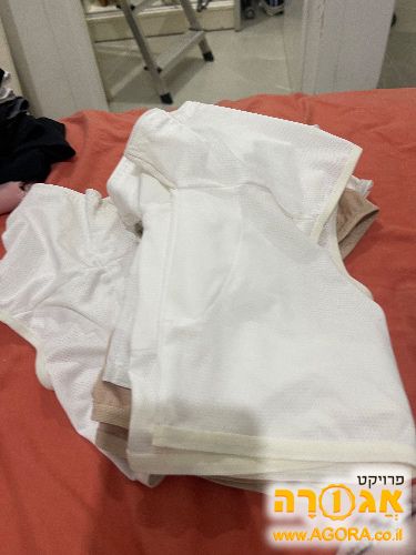גופיות מונעות זיעה
