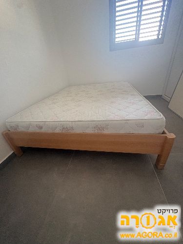 מיטה זוגית