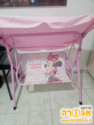 נדנדה לילדים
