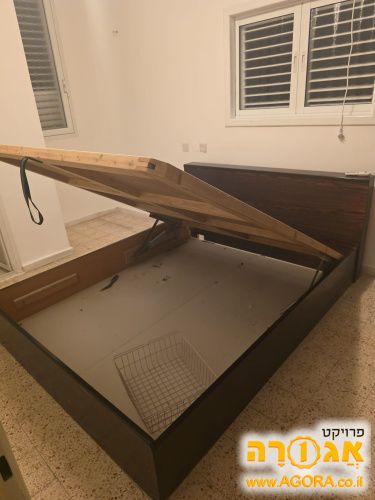 מיטה זוגית