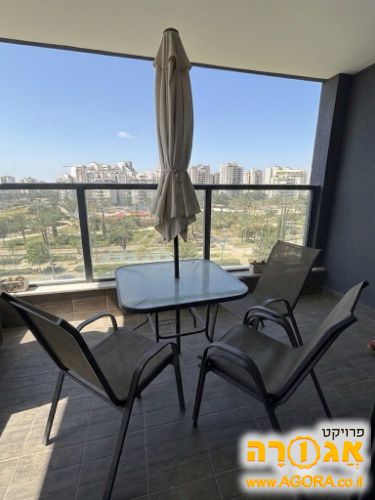 פינת ישיבה למרפסת