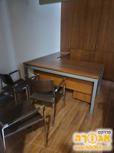 ריהוט משרדי עקב מעבר - פינוי עד שני 24.8