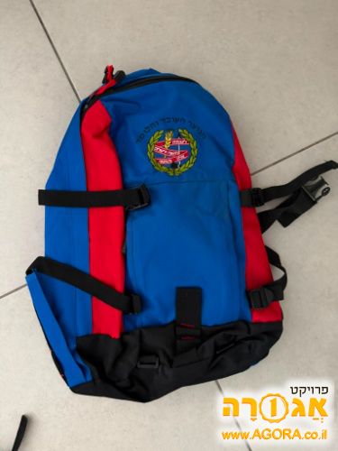 תיק כחול אדום