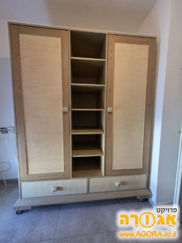 ארון לחדר ילדים