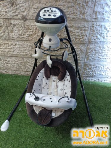נדנדה לתינוק