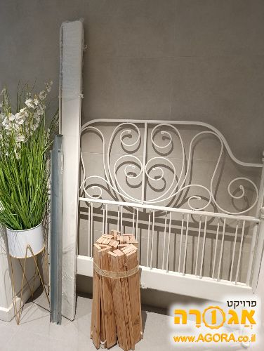 מיטה זוגית איקאה