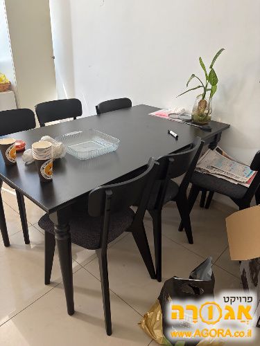 שולחן אוכל נפתח ו6 כסאות