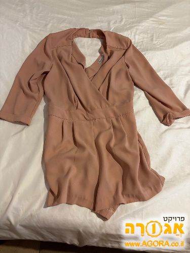 אוברול יפה של סטודיו פאשה