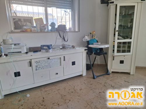 שידה פלוס וטרינה