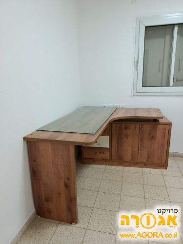 שולחן כתיבה