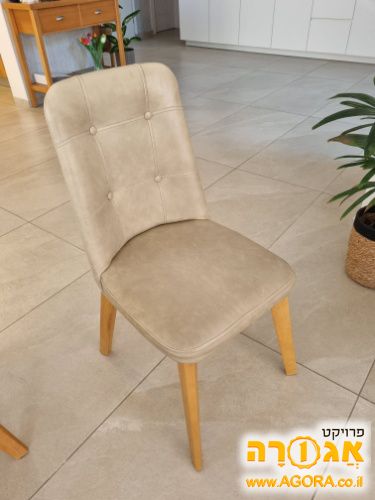 כיסא פינת אוכל