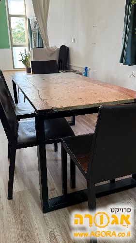 שולחן אוכל + 4 כיסאות