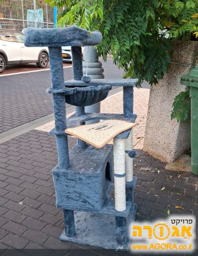 מתקן גירוד גדול לחתולים