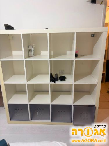 שידת כוורת איקאה