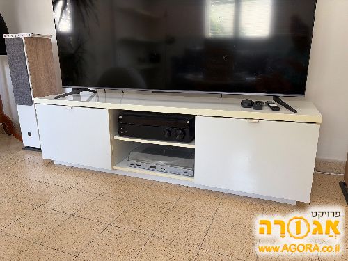 שידת טלויזיה איקאה לבנה