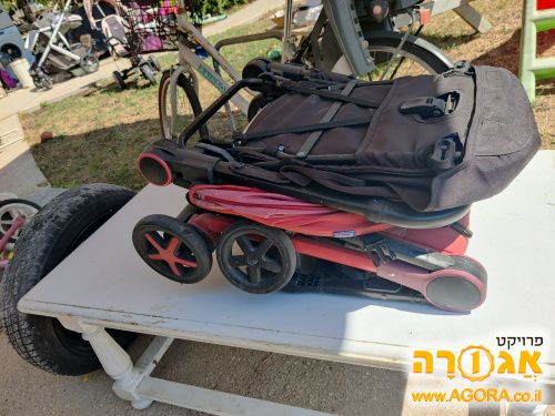 עגלת טיולון Chicco קטנה