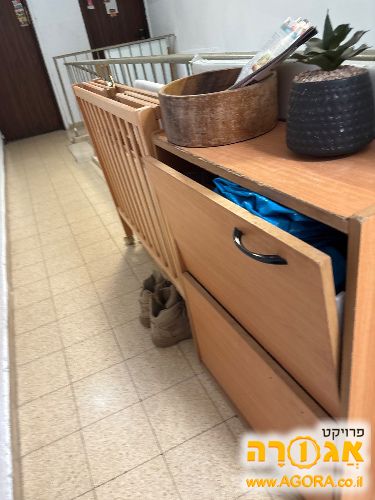 ארונית נעליים