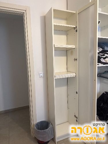 ארון איקאה