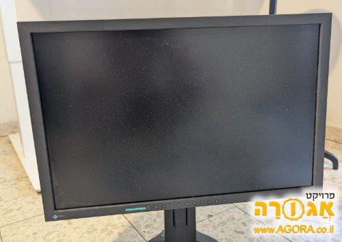 מסך LCD ישן